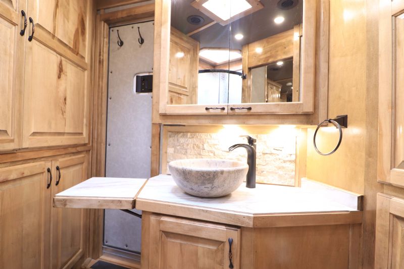 Used Horse Trailers for Sale