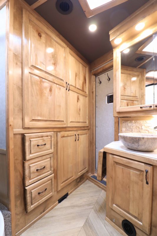 Used Horse Trailers for Sale