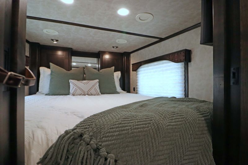 Used Horse Trailers for Sale