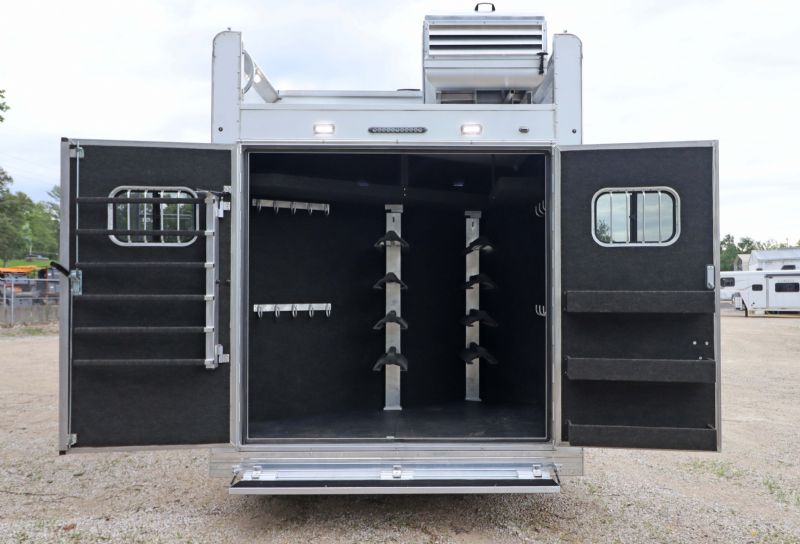 Used Horse Trailers for Sale