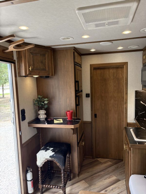 Used Horse Trailers for Sale