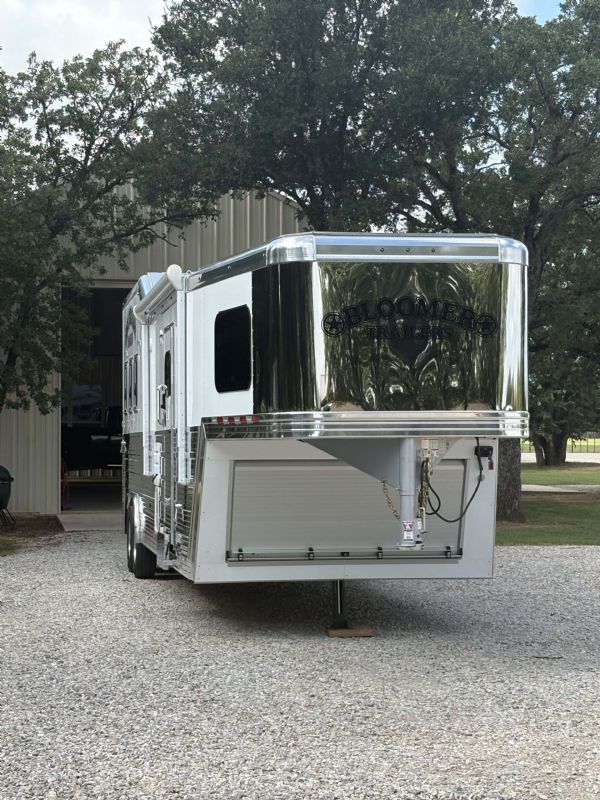 Used Horse Trailers for Sale