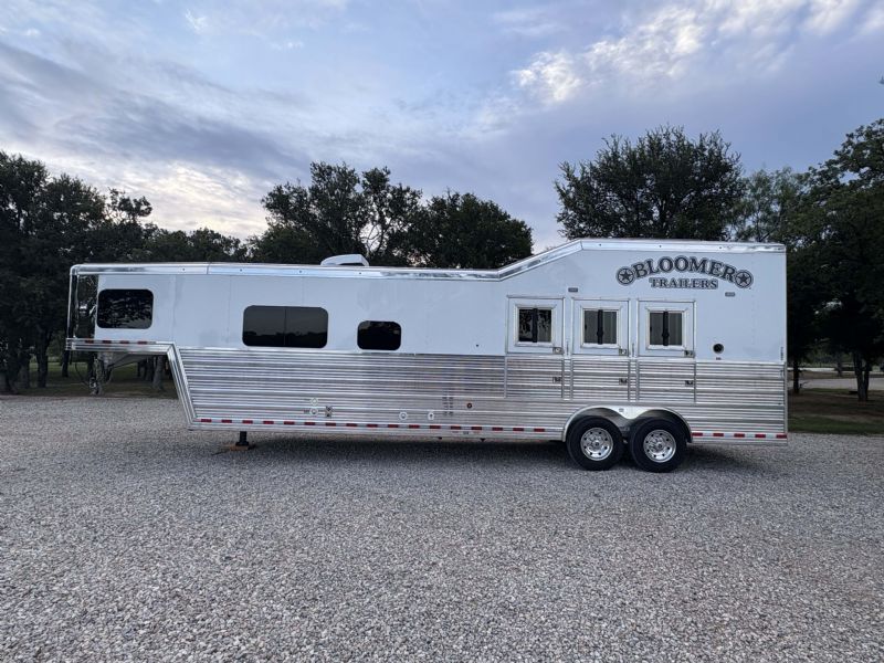Used Horse Trailers for Sale
