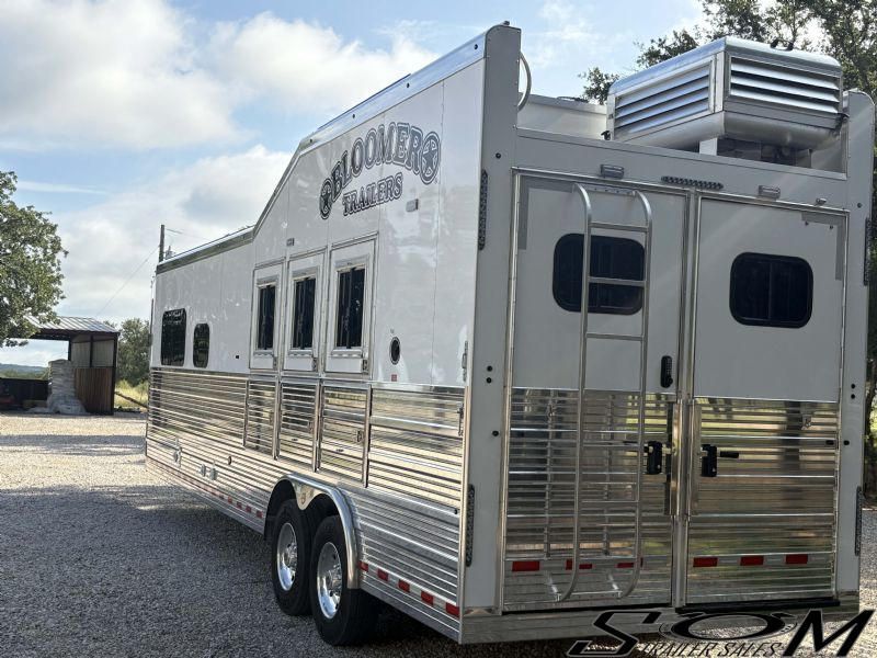 Used Horse Trailers for Sale