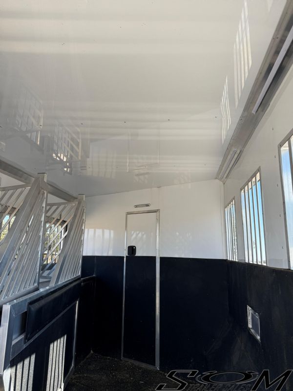 Used Horse Trailers for Sale