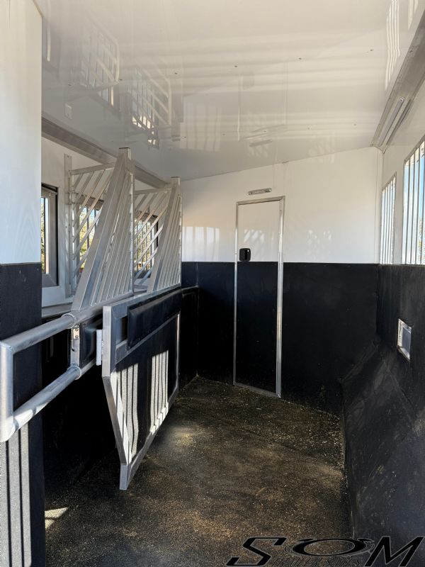 Used Horse Trailers for Sale