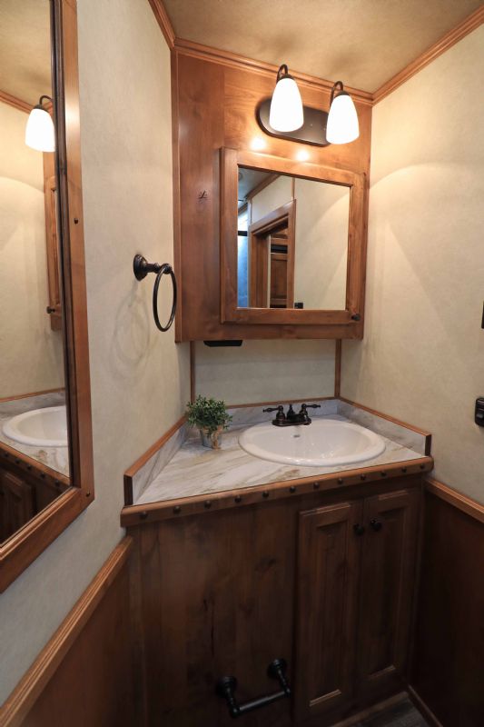 Used Horse Trailers for Sale