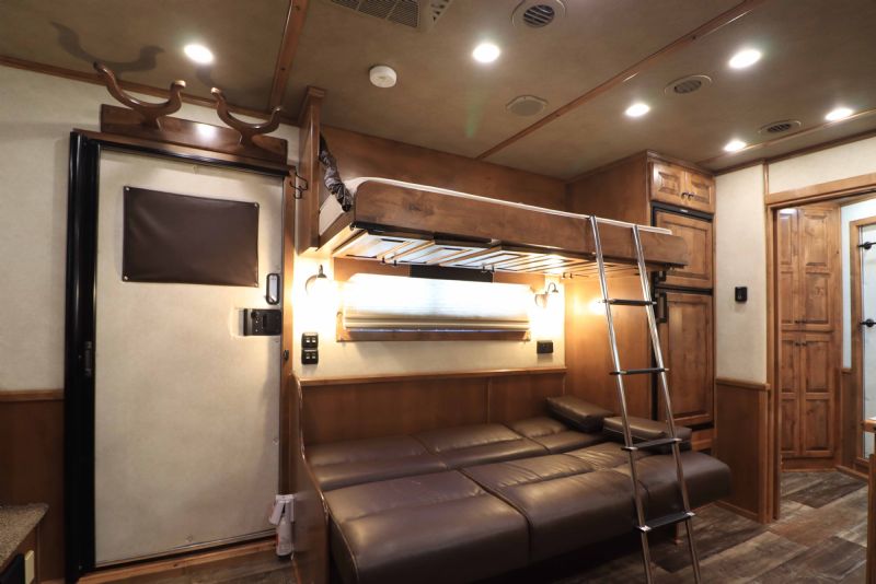 Used Horse Trailers for Sale