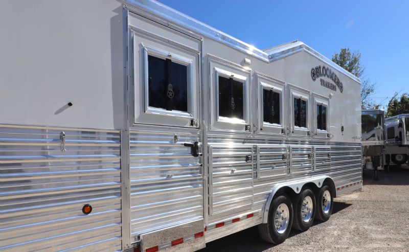 Used Horse Trailers for Sale