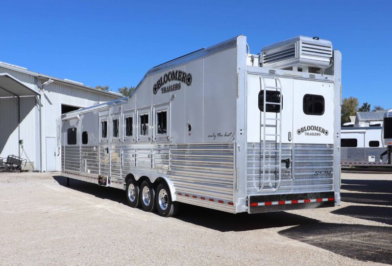 Used Horse Trailers for Sale
