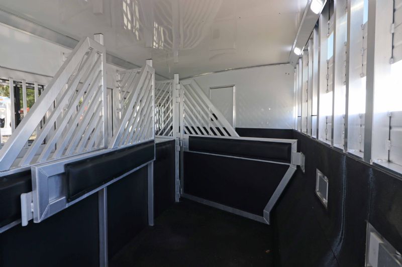 Used Horse Trailers for Sale