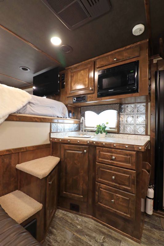 Used Horse Trailers for Sale