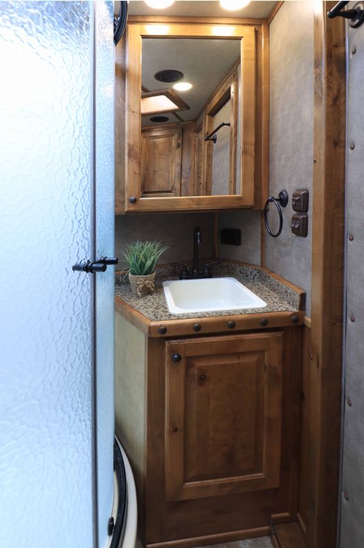 Used Horse Trailers for Sale