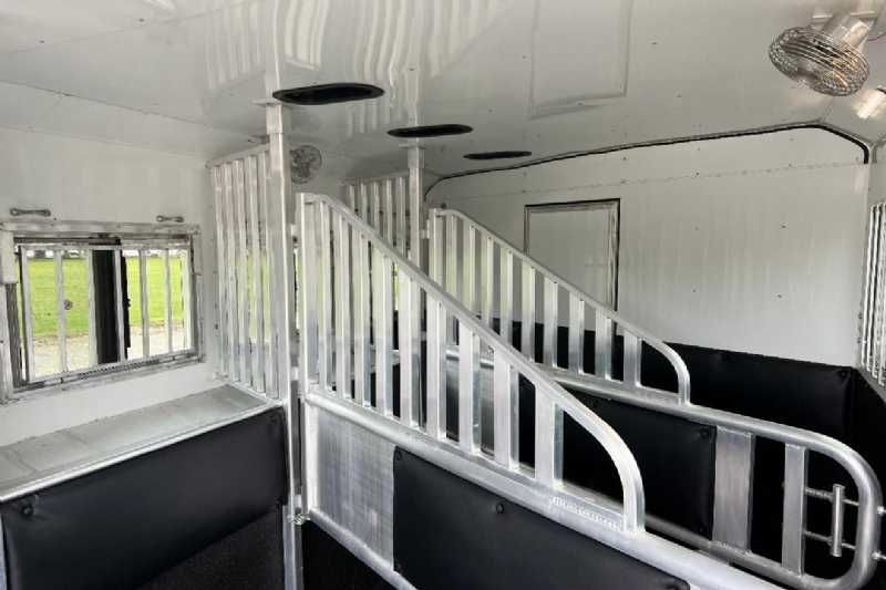 Used Horse Trailers for Sale