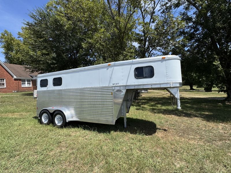 Used Horse Trailers for Sale
