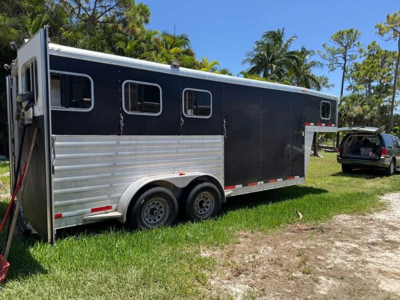 Used Horse Trailers for Sale