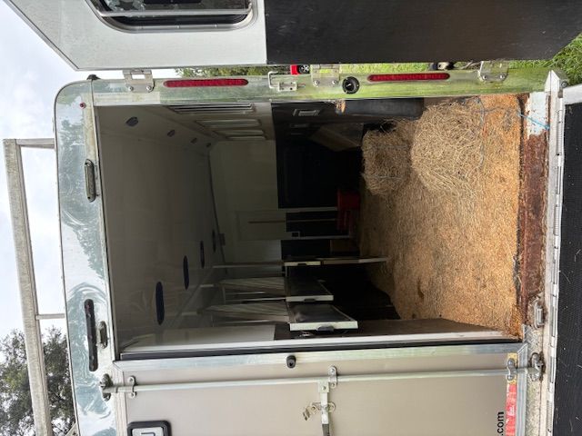 Used Horse Trailers for Sale