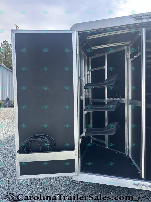 Used Horse Trailers for Sale