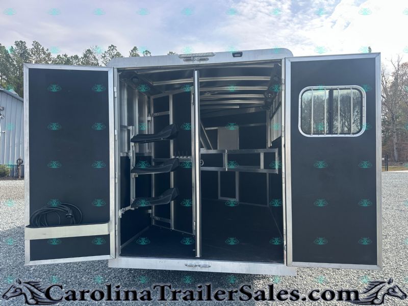 Used Horse Trailers for Sale