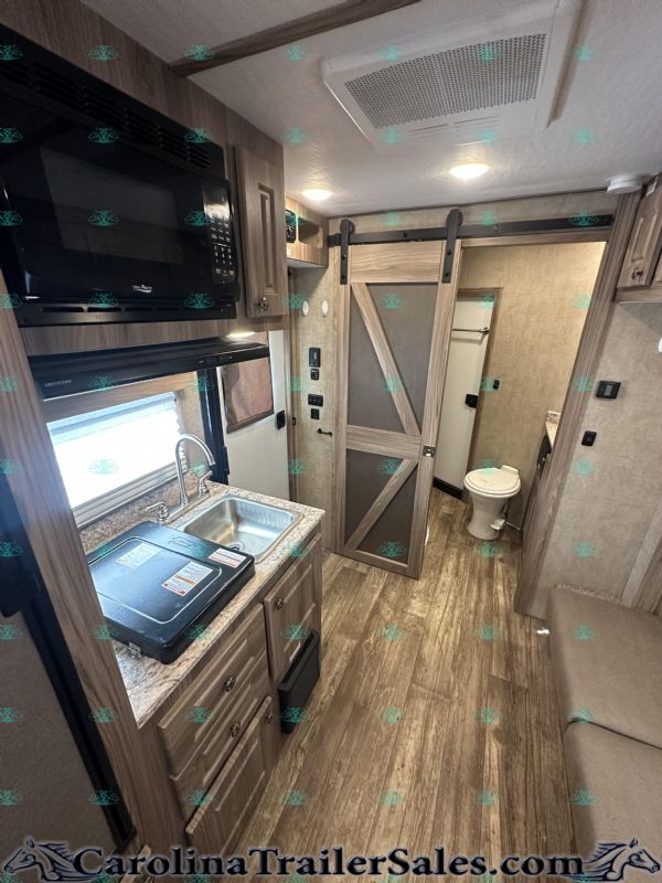 Used Horse Trailers for Sale