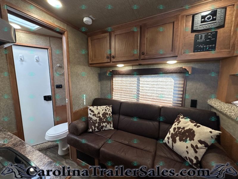 Used Horse Trailers for Sale