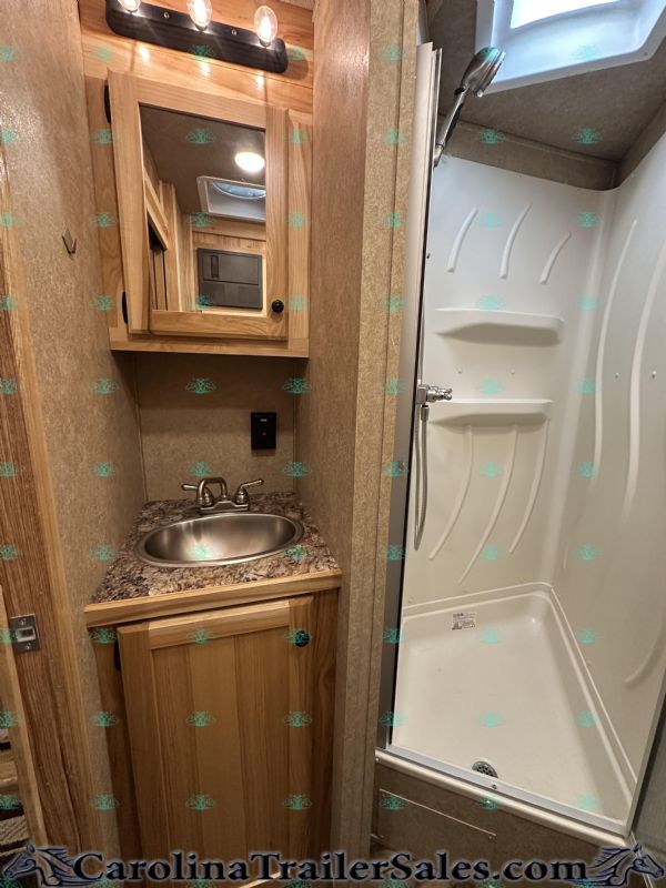 Used Horse Trailers for Sale