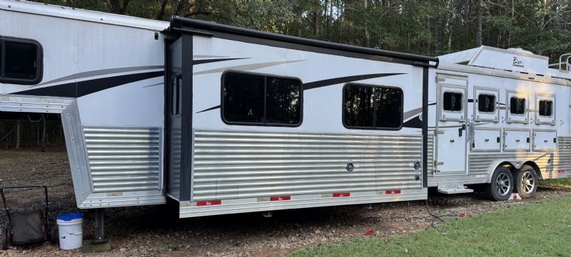 Used Horse Trailers for Sale