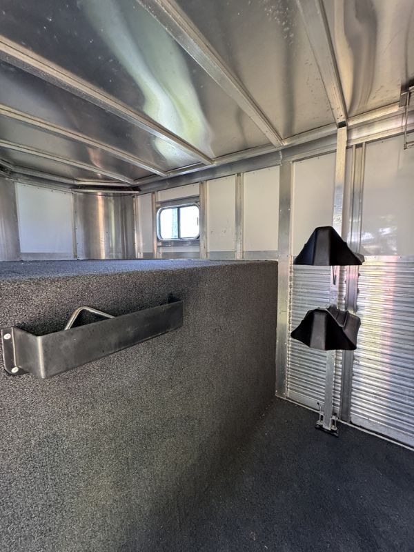 Used Horse Trailers for Sale