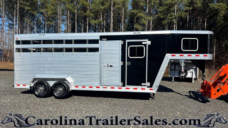 Used Horse Trailers for Sale