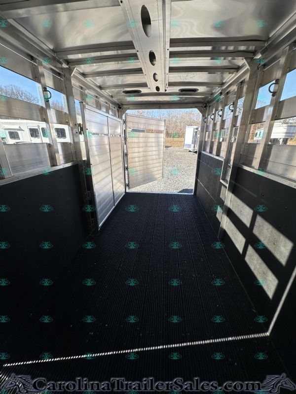 Used Horse Trailers for Sale