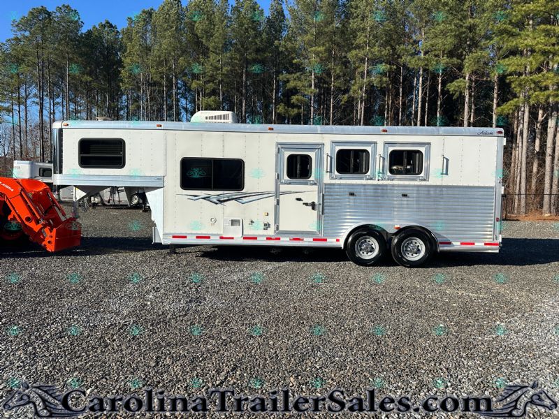 Used Horse Trailers for Sale