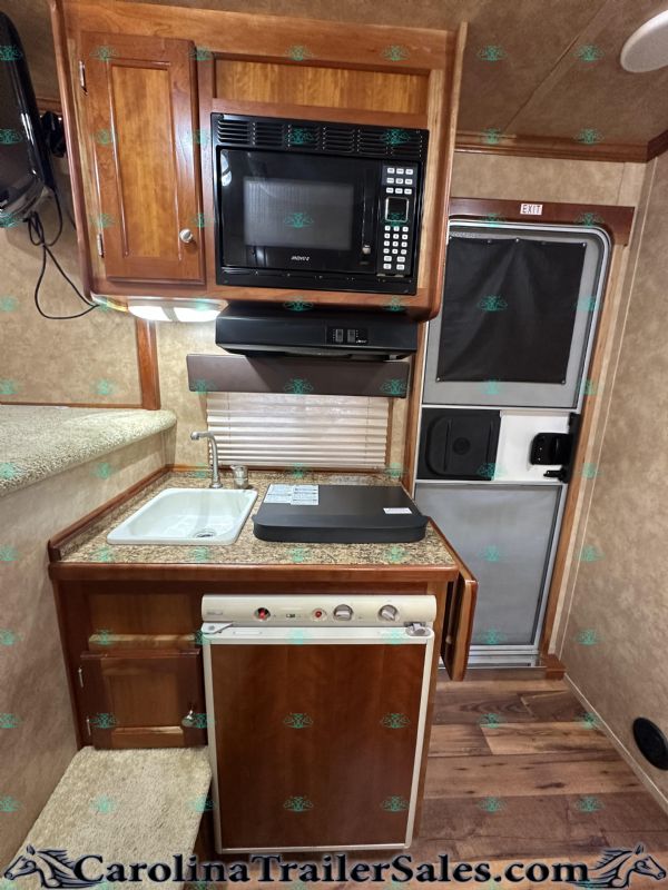 Used Horse Trailers for Sale