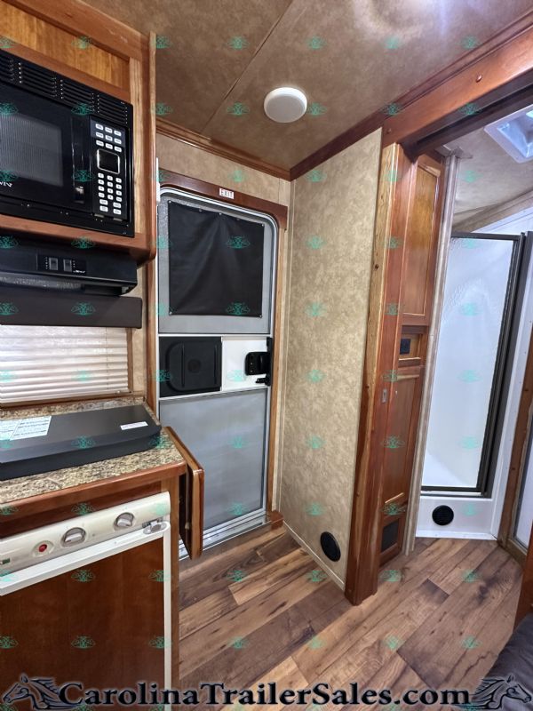 Used Horse Trailers for Sale