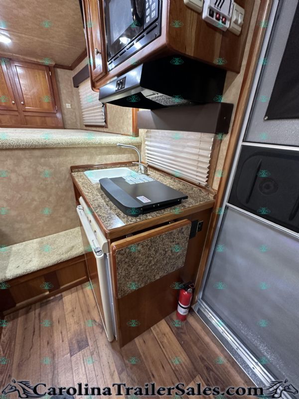 Used Horse Trailers for Sale