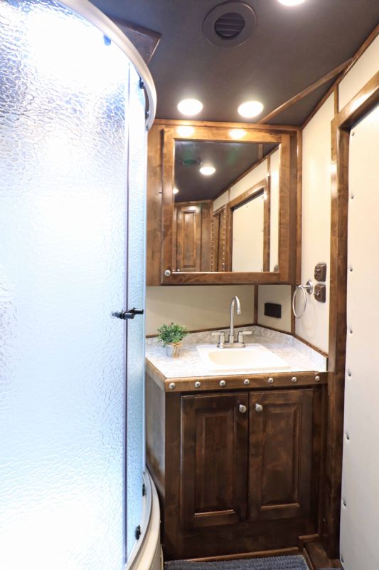 Used Horse Trailers for Sale