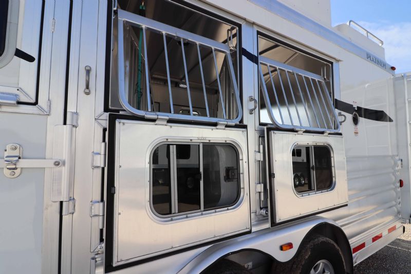 Used Horse Trailers for Sale