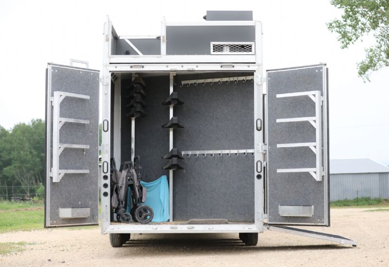 Used Horse Trailers for Sale