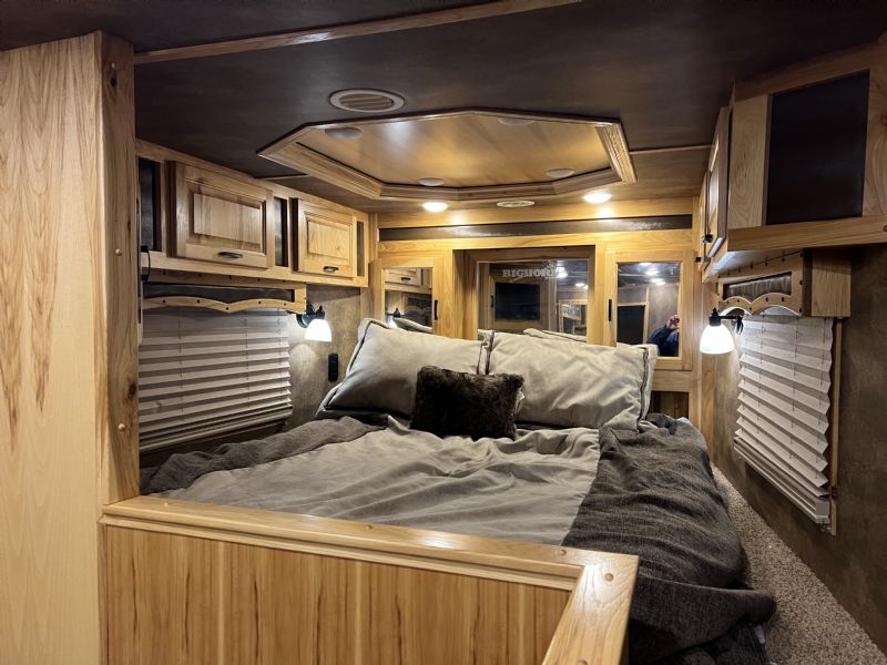 Used Horse Trailers for Sale