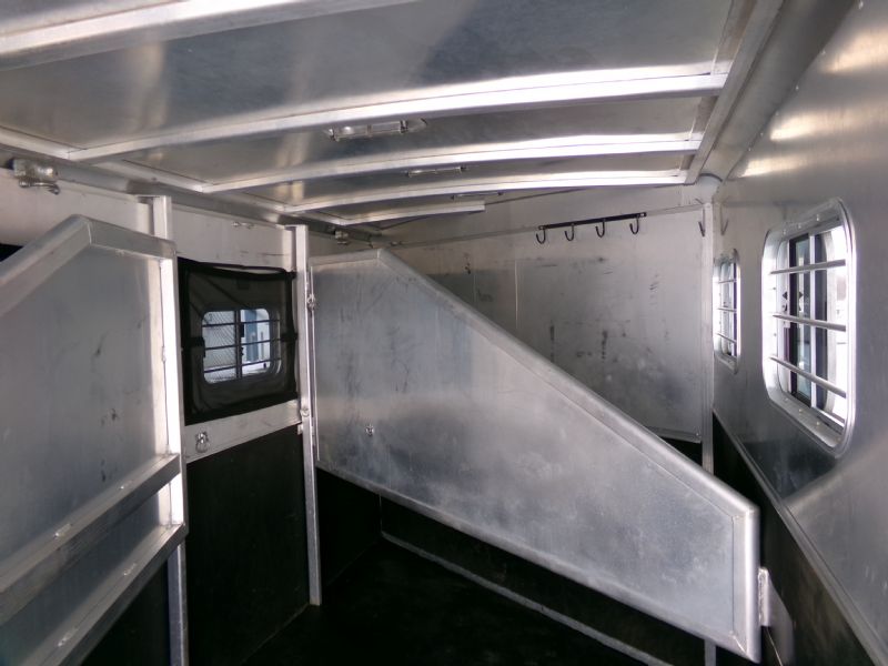 Used Horse Trailers for Sale