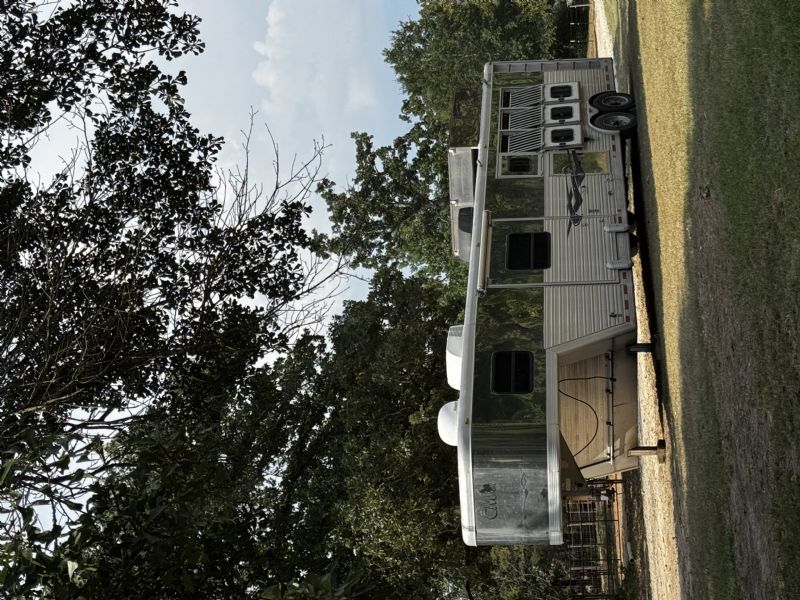 Used Horse Trailers for Sale