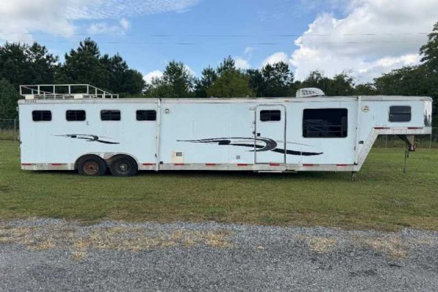 Used Horse Trailers for Sale