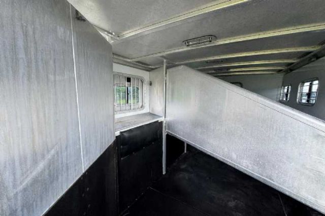 Used Horse Trailers for Sale