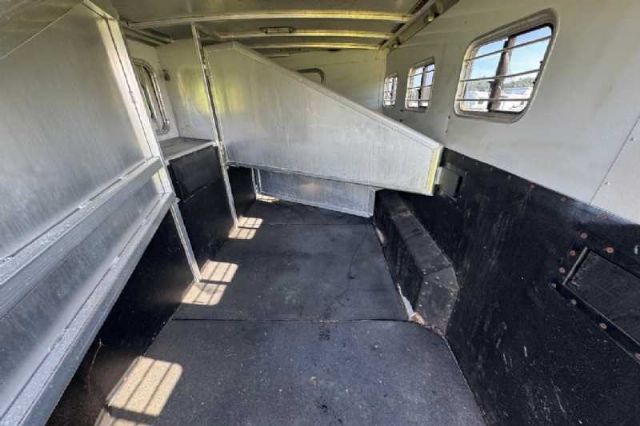 Used Horse Trailers for Sale