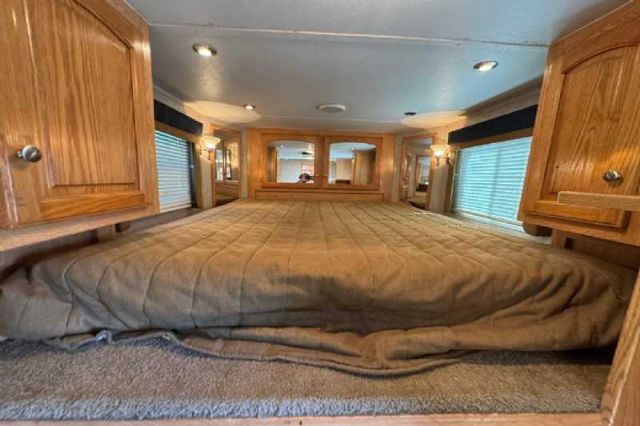 Used Horse Trailers for Sale