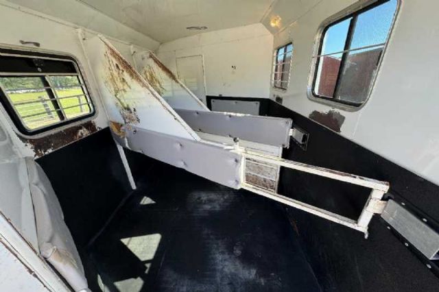 Used Horse Trailers for Sale