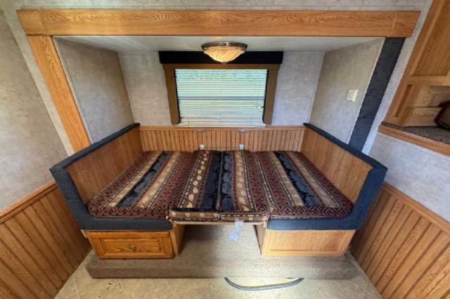 Used Horse Trailers for Sale