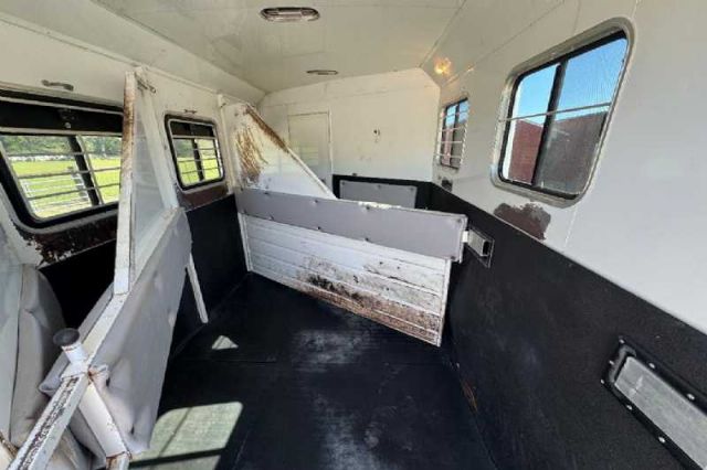 Used Horse Trailers for Sale