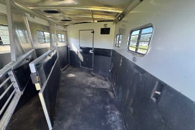 Used Horse Trailers for Sale