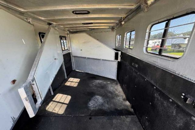 Used Horse Trailers for Sale
