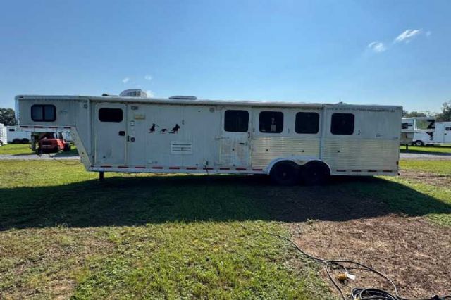 Used Horse Trailers for Sale